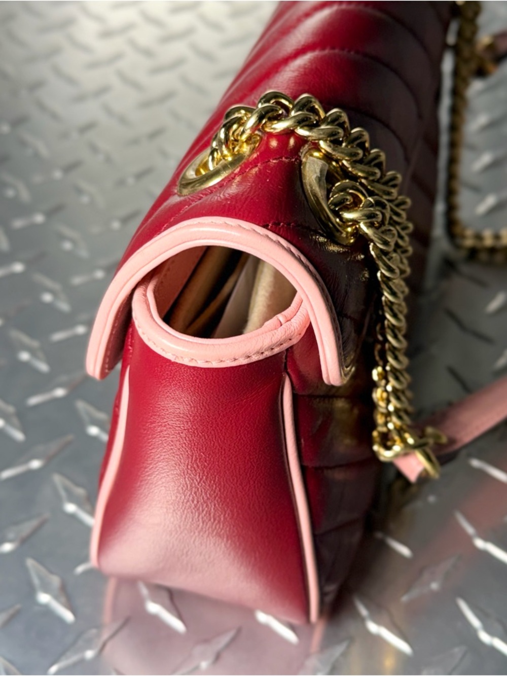 Gucci Azalea Torchon GG Small Marmont Chain Shoulder Bag in Red/Pink GHW - Picture 7 of 12
